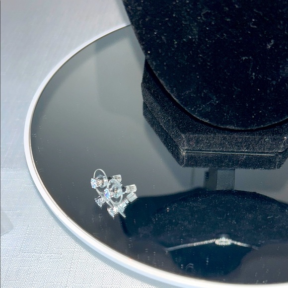 Silver Necklace with 'C' Pendant and Earrings | New - Picture 3 of 6